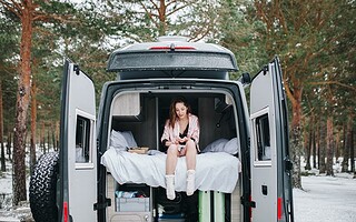 Saisonniers 2022 : comment adopter la vanlife en hiver ?