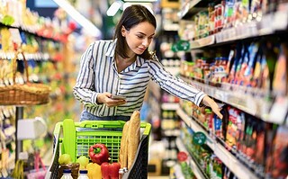 Le Planet Score bientôt sur les étiquettes des produits en supermarché ?