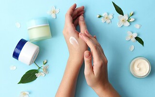 Conseils pour prendre soin naturellement de ses mains