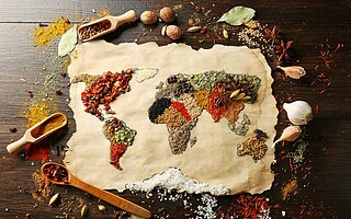 « Le Monde à table » : découvrir de nouvelles habitudes alimentaires