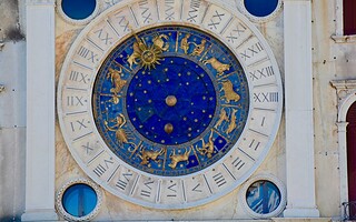 4 raisons de lire son horoscope
