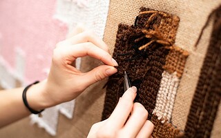 Comment s'initier au tufting ?