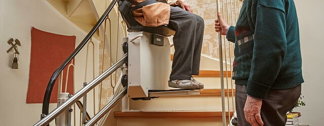 Découvrez les astuces pour choisir le monte-escalier le mieux adapté à votre domicile