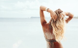 Shampoing sec industriel : 4 alternatives naturelles
