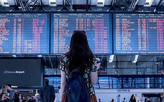 Voici comment voyager moins cher quand on est retiré