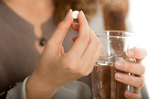 Santé : les Français consomment toujours trop d'antibiotiques