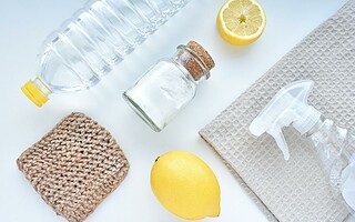 Produits ménagers faits maison : 6 recettes naturelles