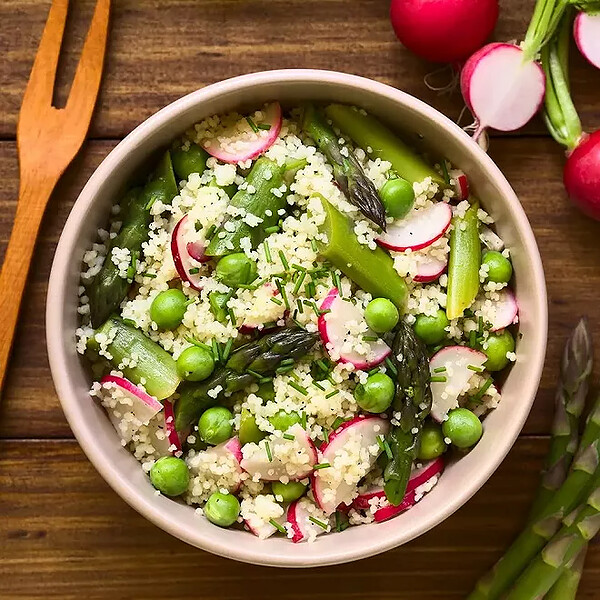 15 recettes de salades complètes printanières !