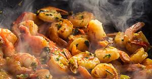 Crevettes sautées à l’ail