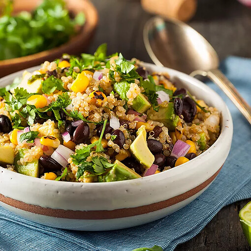 15 recettes de salades de quinoa