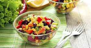 15 recettes de salades estivales prêtes en moins de 10 min